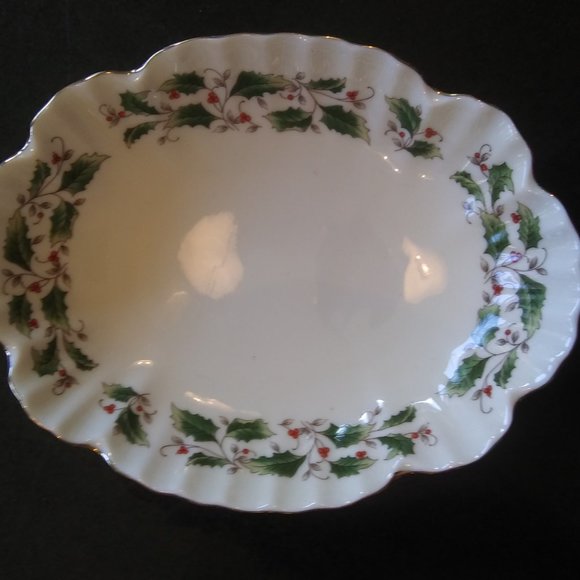 Made in Japan Porcelain Ware Bon Bon Candy trinket dish Holly Christmas - Picture 3 of 15